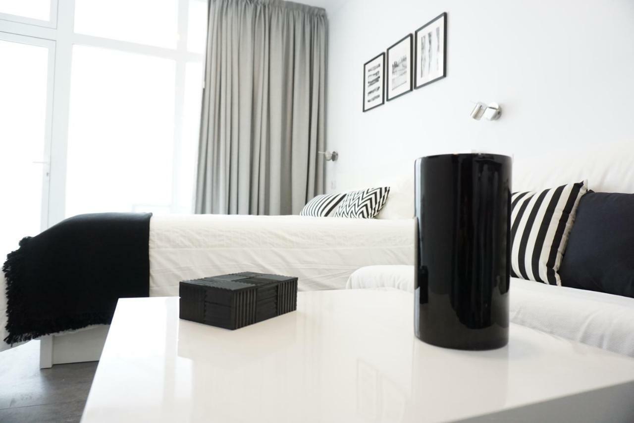 Appartement Black & White Canteras